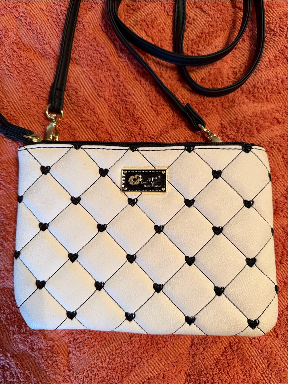 Betsey Johnson White Quilted Crossbody with Black Heart Stitching